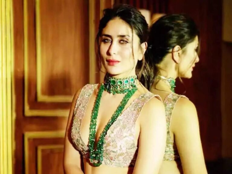 kareena kapoor khan wore black lehenga: पार्टी शाहरुखची चर्चा मात्र करिना कपूरची, बोल्ड अन् हॉट अवतारा पुढे इतर अभिनेत्रीही पडल्या फिक्या, तुम्हीही फोटो पाहून व्हाल अवाक् – kareena kapoor wore designer lightweight lehenga for shahrukh khan diwali party