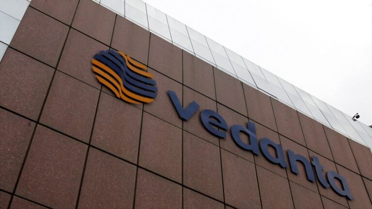 S&P Global downgrades Vedanta Resources | ग्लोबलने वेदांत रिसोर्सेसला B – वरून CCC वर डाउनग्रेड केले, Moody’s नंतर या आठवड्यात दुसरे रेटिंग कमी केले